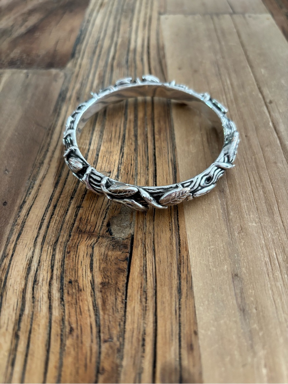 Pamela Love Silver Leaf Vine Bangle Bracelet - Picture 2 of 10